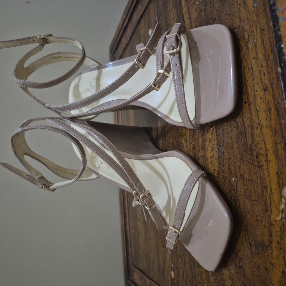 Jessica Simpson Tan Wedge Shoes - Picture 2 of 7